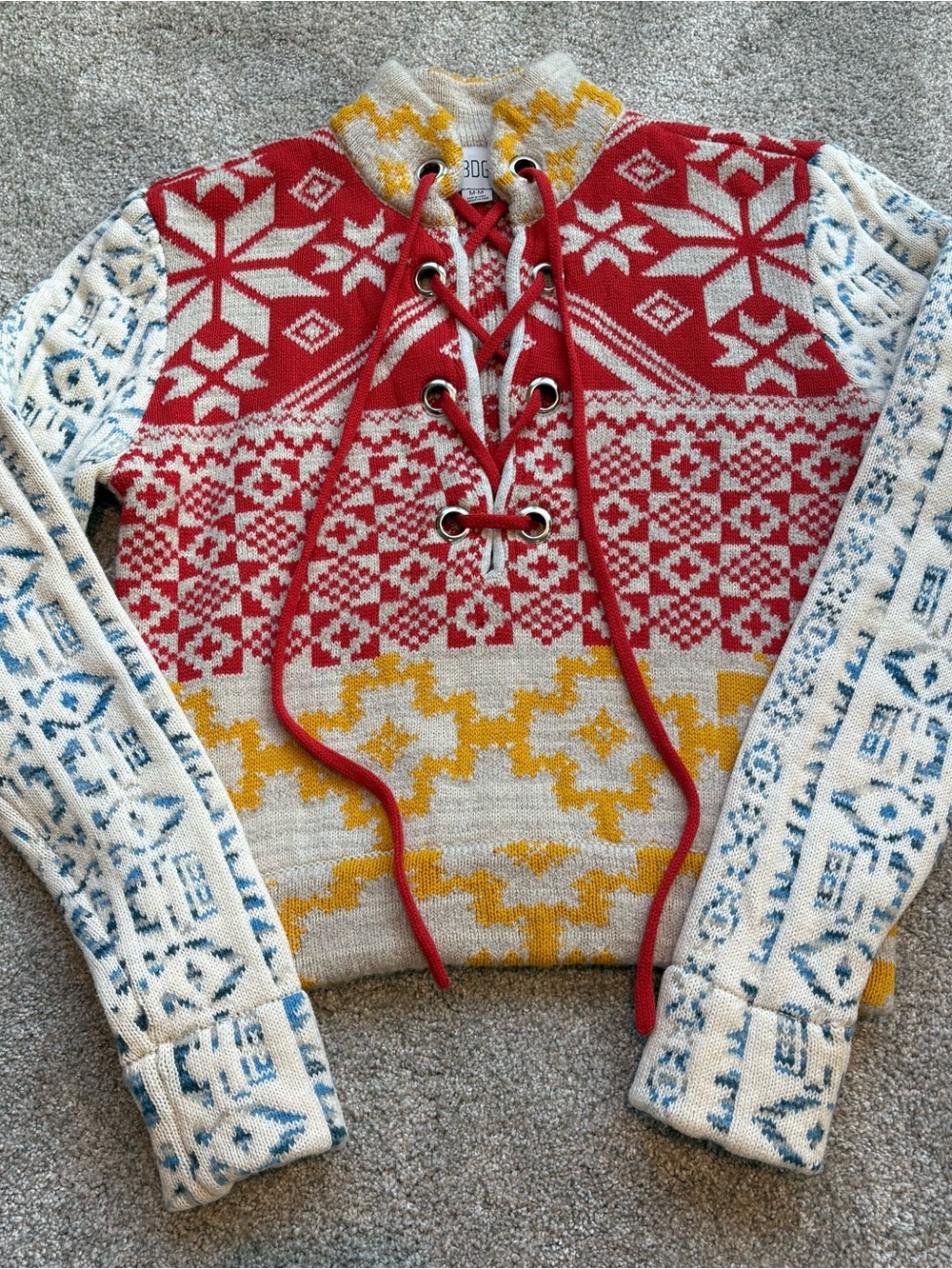 BDG Kinley Cropped Cardigan Size Medium Red Multicolor